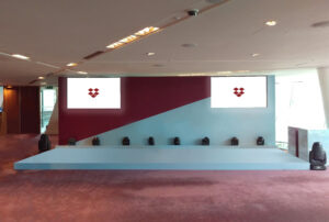 Dropbox level 2 Stage edited without clutter v4